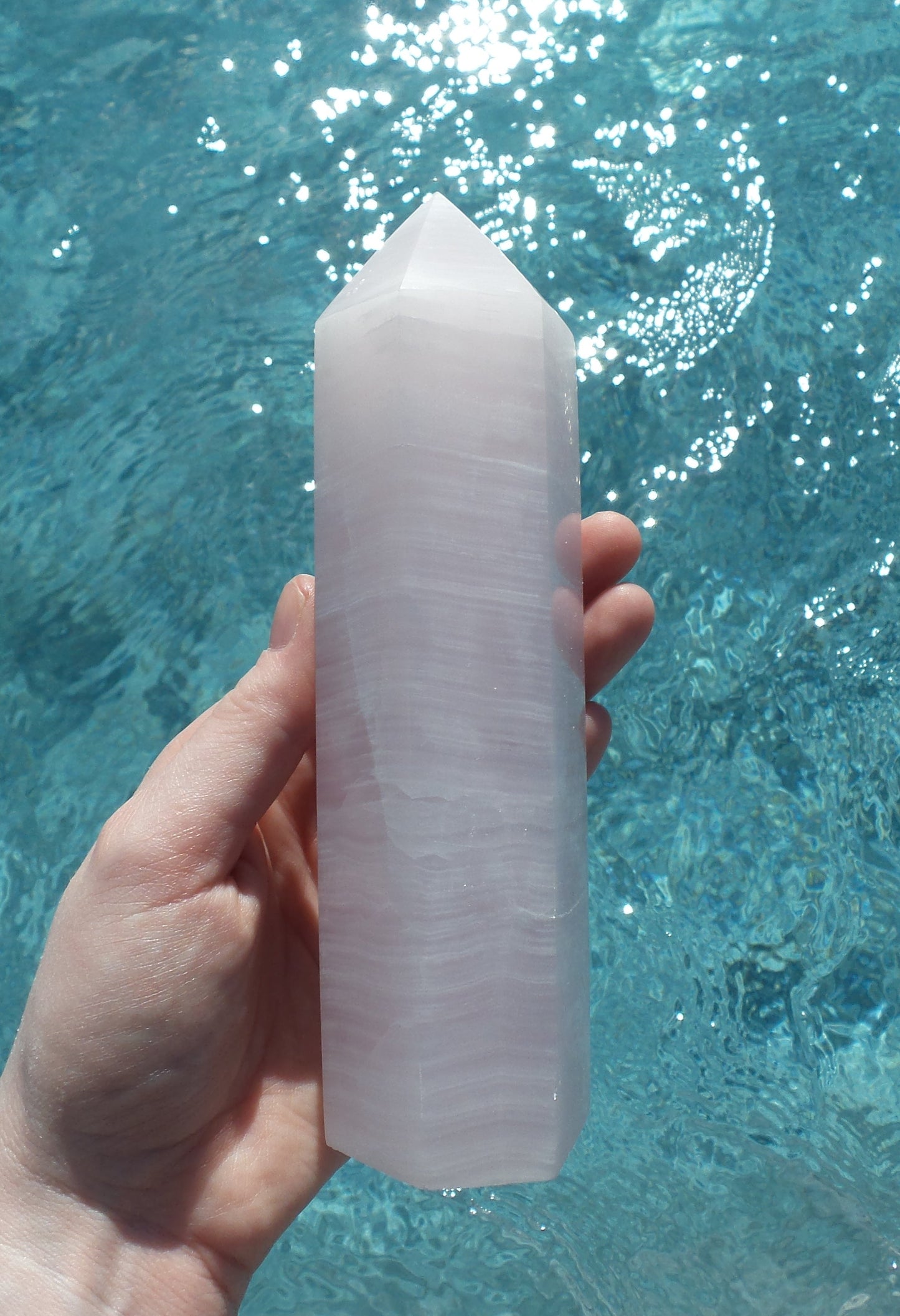 Mangano Calcite Tower