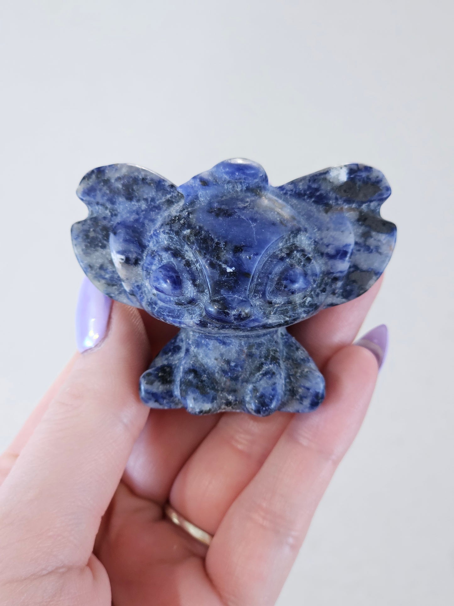 Sodalite Stitch Carving