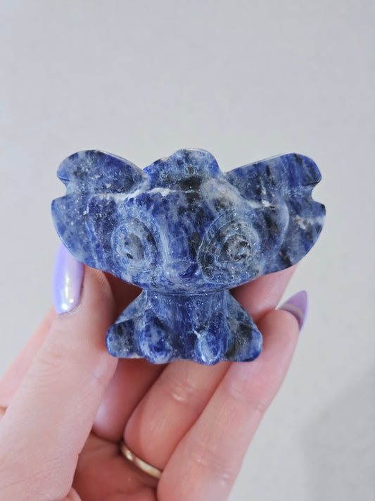 Sodalite Stitch Carving