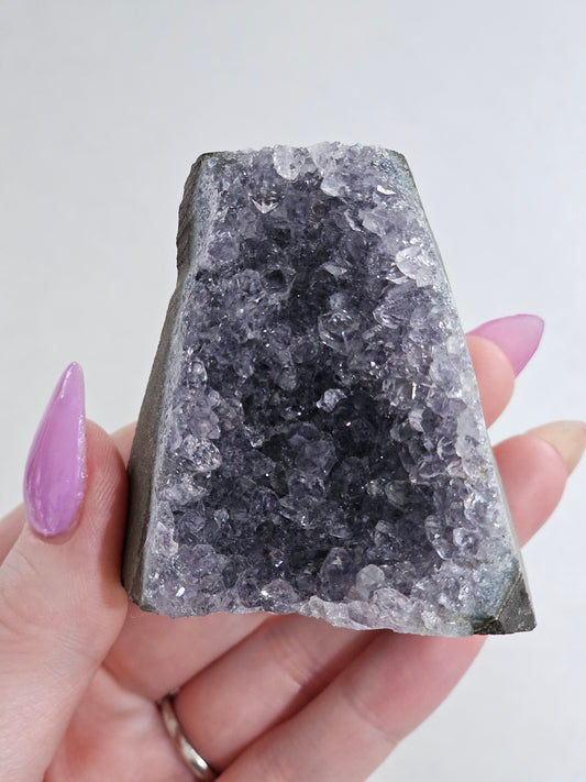 Amethyst Cut Base