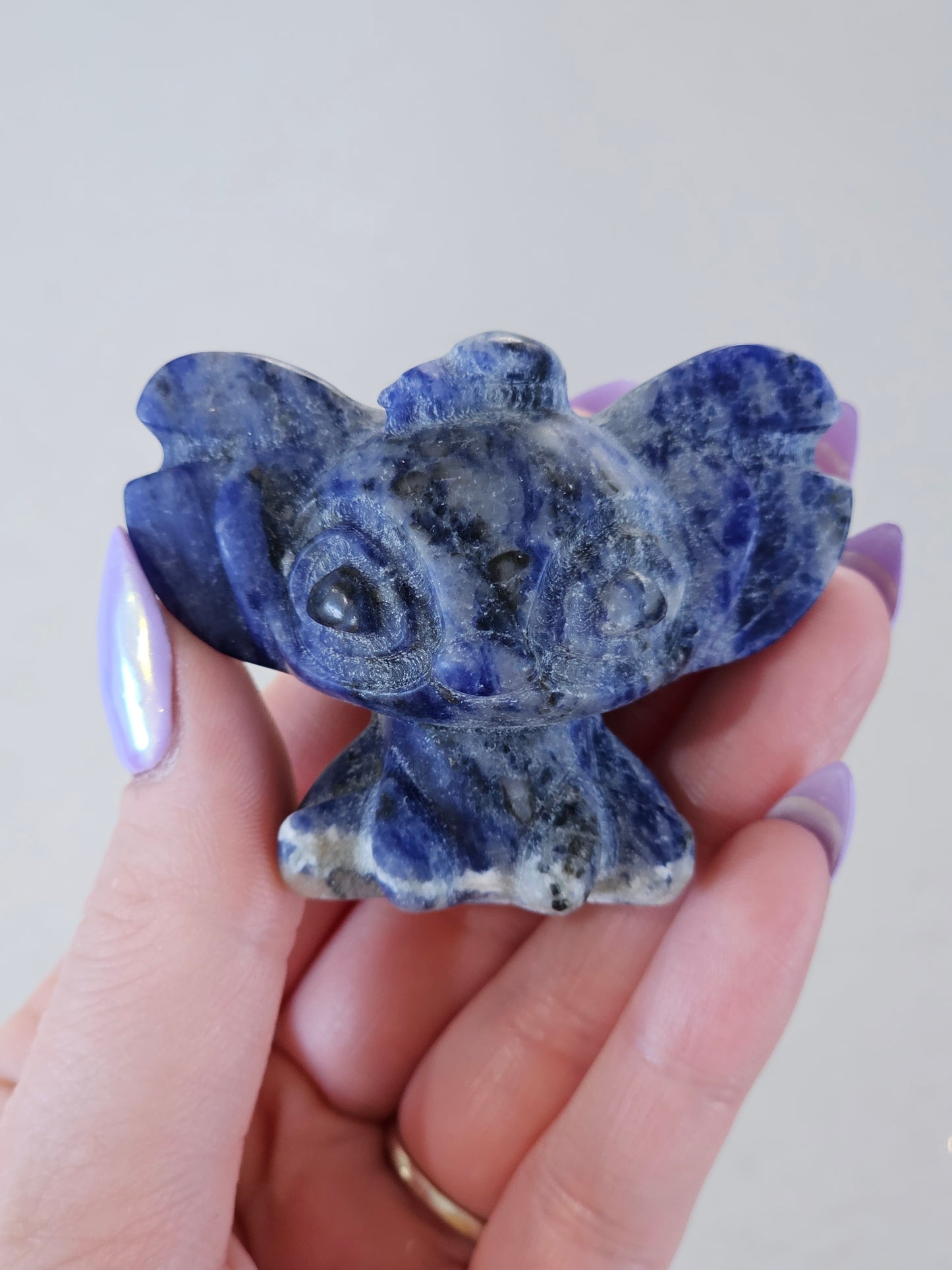 Sodalite Stitch Carving