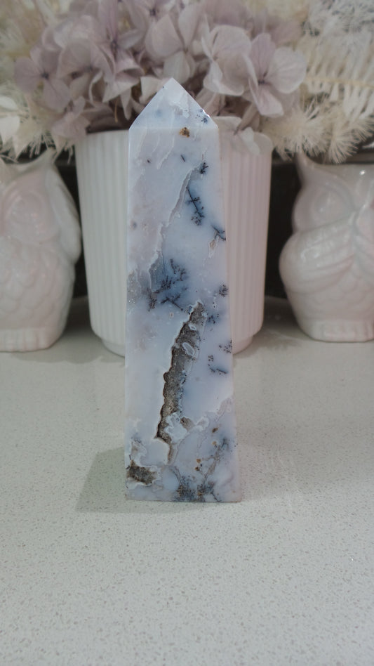 Dendritic Agate Tower