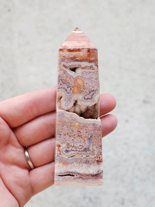 Crazy Lace Agate Tower