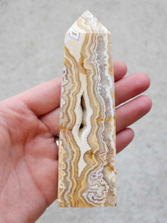 Crazy Lace Agate Tower